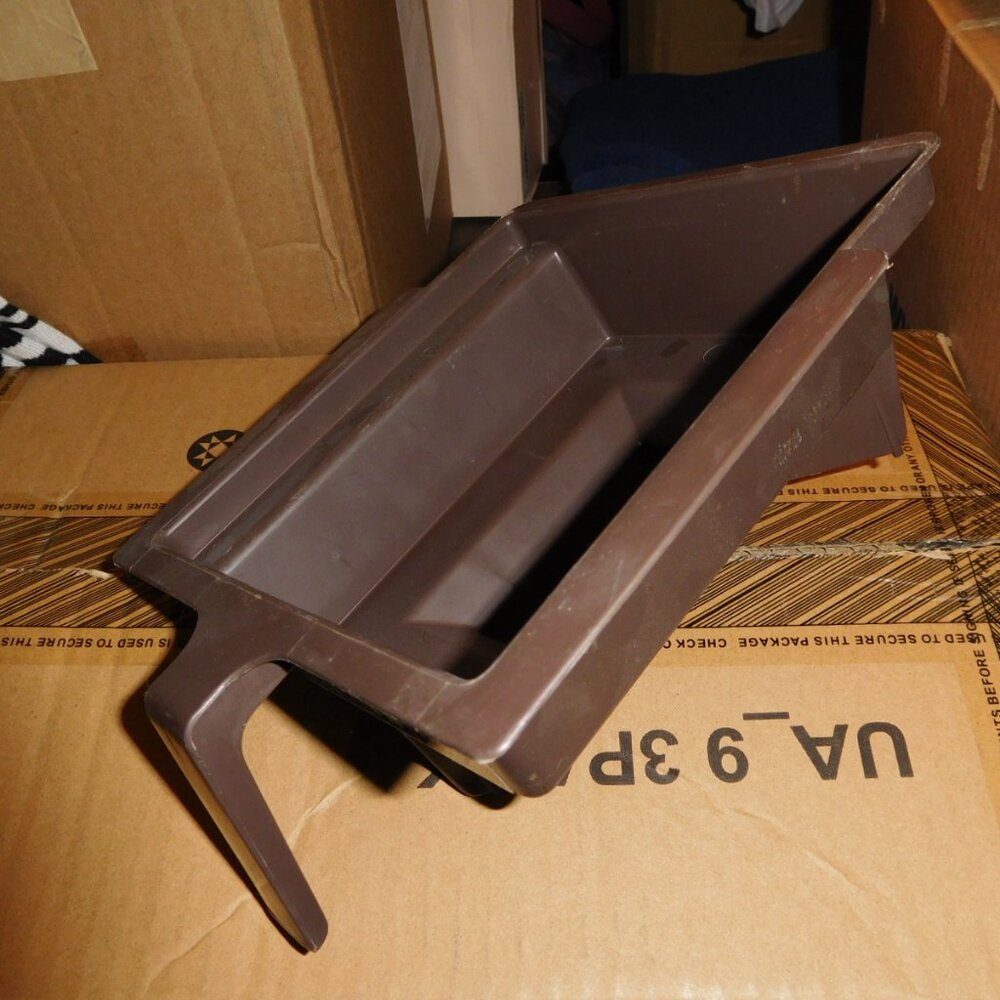 PLASTIC COMMERICAL COFFEE MAKER GROUND BASKET